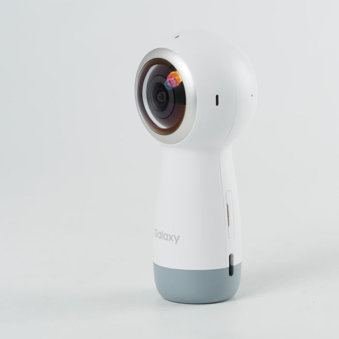 Galaxy 全天球カメラ Gear 360 (2017) Galaxy / iPhone対応 ホワイト 別売 バリューキット付属 SM-R21010217JP #13793