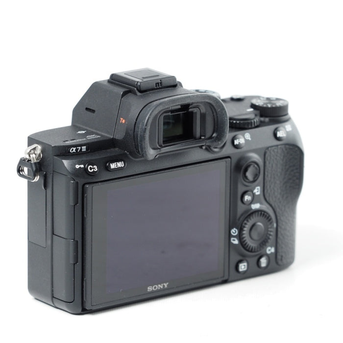 SONY α7M3 ズームレンズキット(同梱レンズ:SEL2870) ソニー フルサイズ ミラーレス一眼カメラ ILCE-7M3K #14629