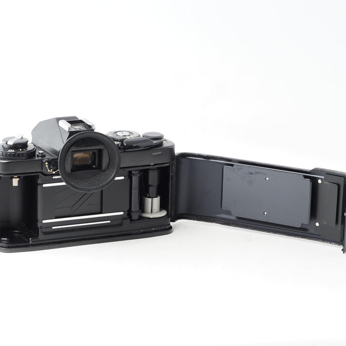 Minolta フィルム一眼レフ XD-S ブラック MD W.ROKKOR 28mm f2.8 レンズ #15883