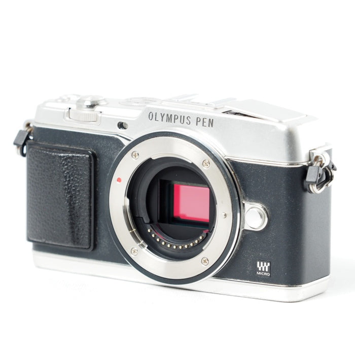 OLYMPUS ミラーレス一眼 PEN E-P5 ボディ シルバー オリンパス EP5 BODY SLV #14646