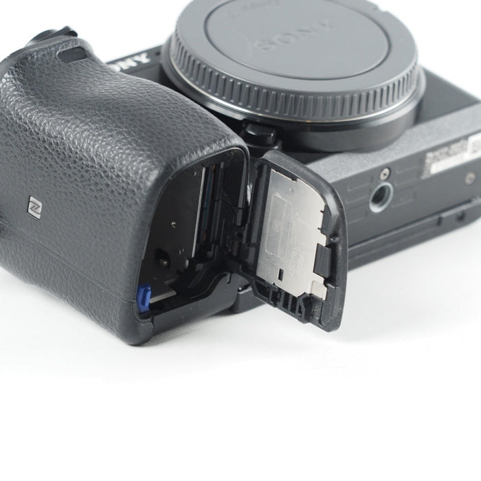 SONY ソニー APS-C ミラーレス一眼カメラ α6400 ボディ(レンズなし) ブラック ILCE-6400 B #13728