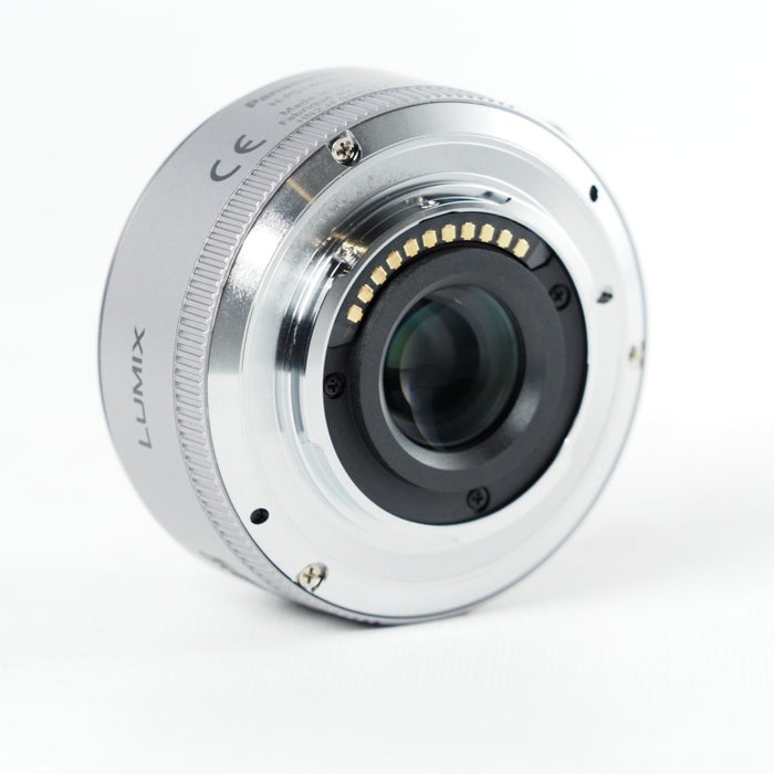 Panasonic LUMIX G X VARIO PZ 14-42mm/F3.5-5.6 ASPH./POWER O.I.S. シルバー H-PS14042-S マイクロフォーサーズ #14031