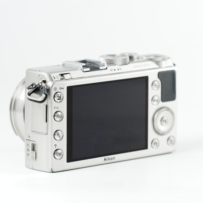 Nikon ニコン デジタルカメラ COOLPIX A DXフォーマットCMOSセンサー搭載 18.5mm f/2.8 NIKKORレンズ搭載 ASL シルバー #13947