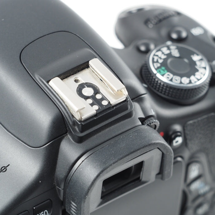 Canon EOS Kiss X5 レンズキット EF-S18-55mm F3.5-5.6 IS II付属 KISSX5-1855IS2LK #14032