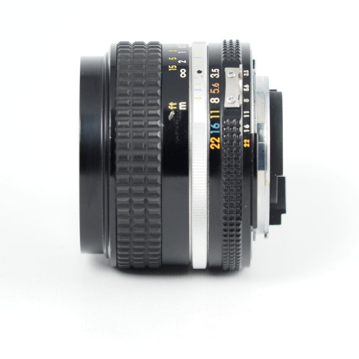 Nikon Ai-s NIKKOR 28mm F/3.5 単焦点 ニコン ニッコール MFレンズ #14115