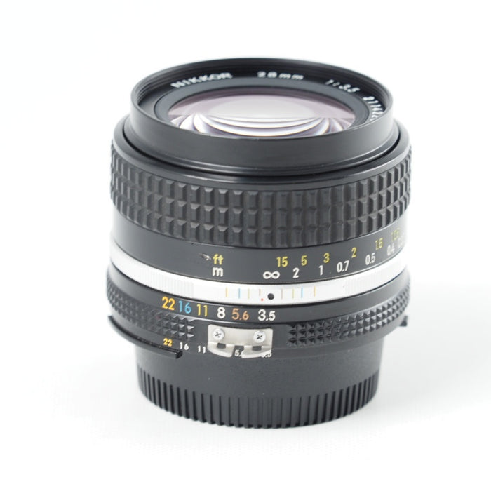 Nikon Ai-s NIKKOR 28mm F/3.5 単焦点 ニコン ニッコール MFレンズ #14115