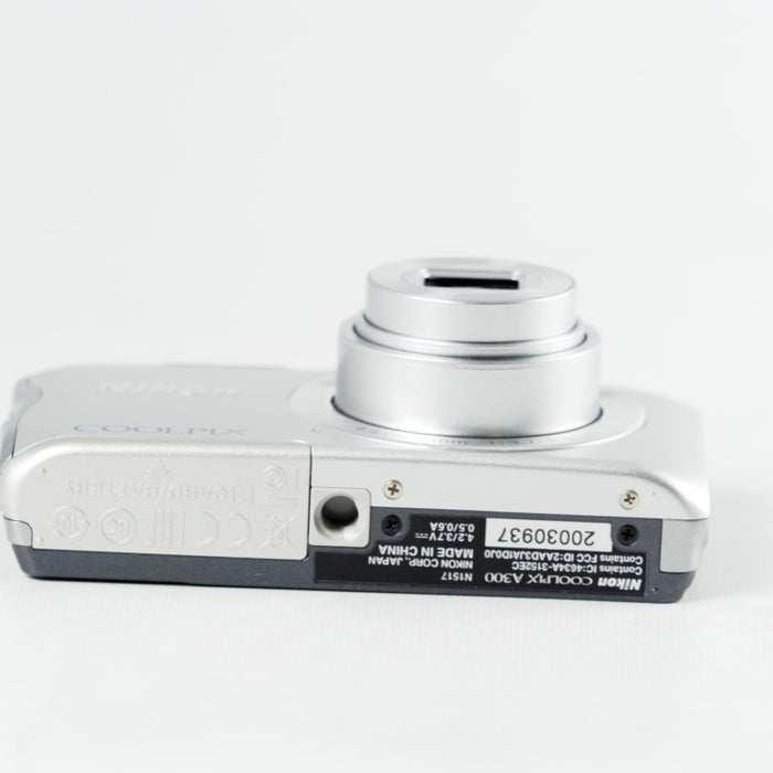 Nikon ニコン デジタルカメラ COOLPIX A300 光学8倍ズーム 2005万画素 シルバー A300SL #13978