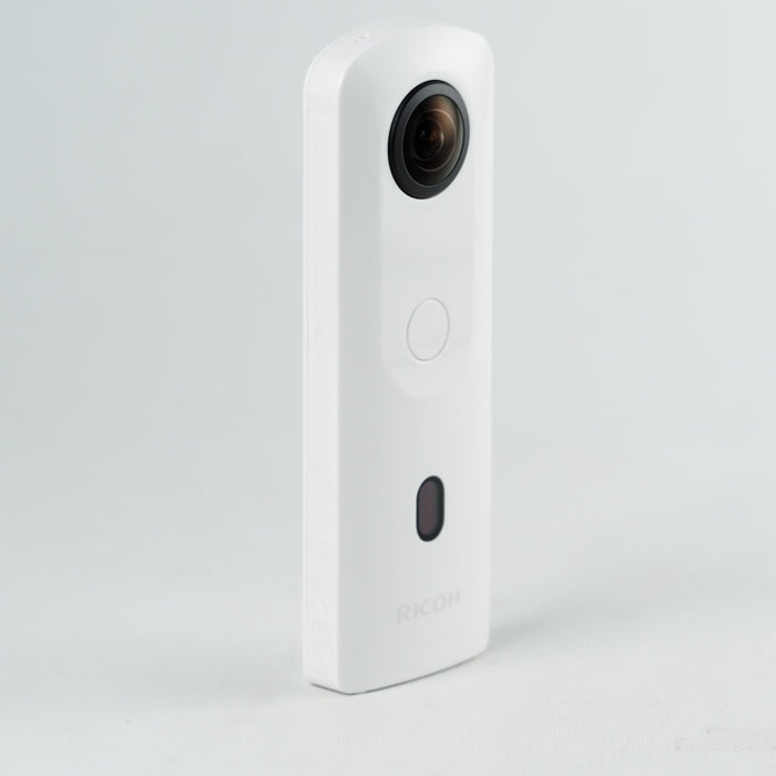 RICOH THETA SC2 WHITE ホワイト 360度全天球カメラ 360°手振れ補正機能搭載 4K動画 リコー シータ 910800 #13995