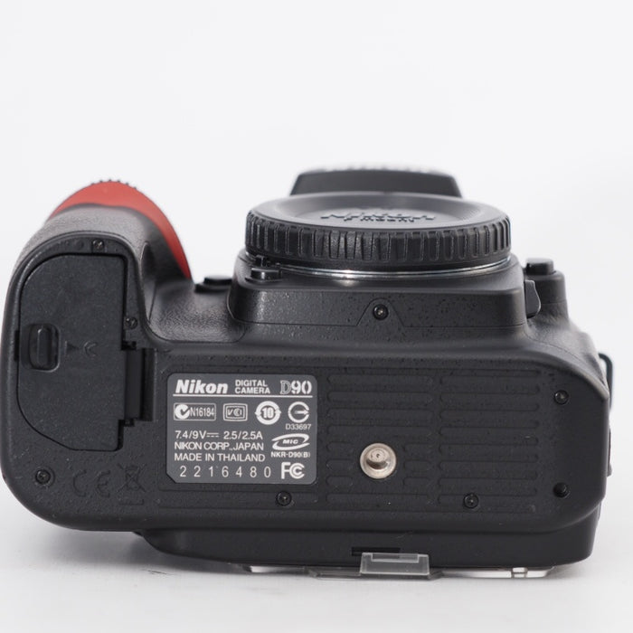 Nikon ニコン D90 NIKKOR 18-200mm f/3.5-5.6G IF-ED レンズ Nikon ニコン D90 NIKKOR 18-200mm f/3.5-5.6G IF-ED レンズ