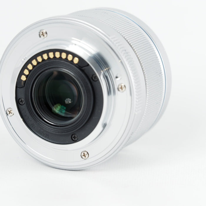 OLYMPUS M.ZUIKO DIGITAL 25mm F1.8 シルバー マイクロフォーサーズ用 単焦点レンズ #13713
