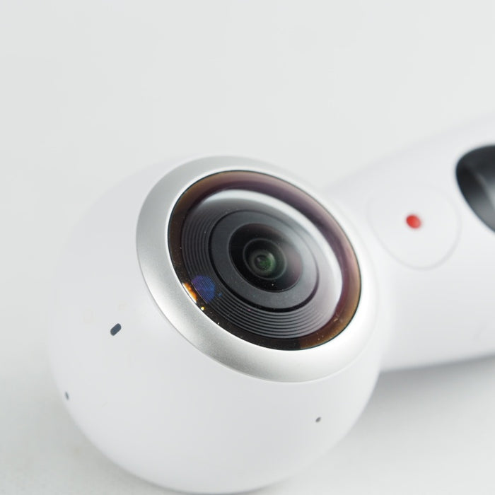 Galaxy 全天球カメラ Gear 360 (2017) Galaxy / iPhone対応 ホワイト 別売 バリューキット付属 SM-R21010217JP #13793