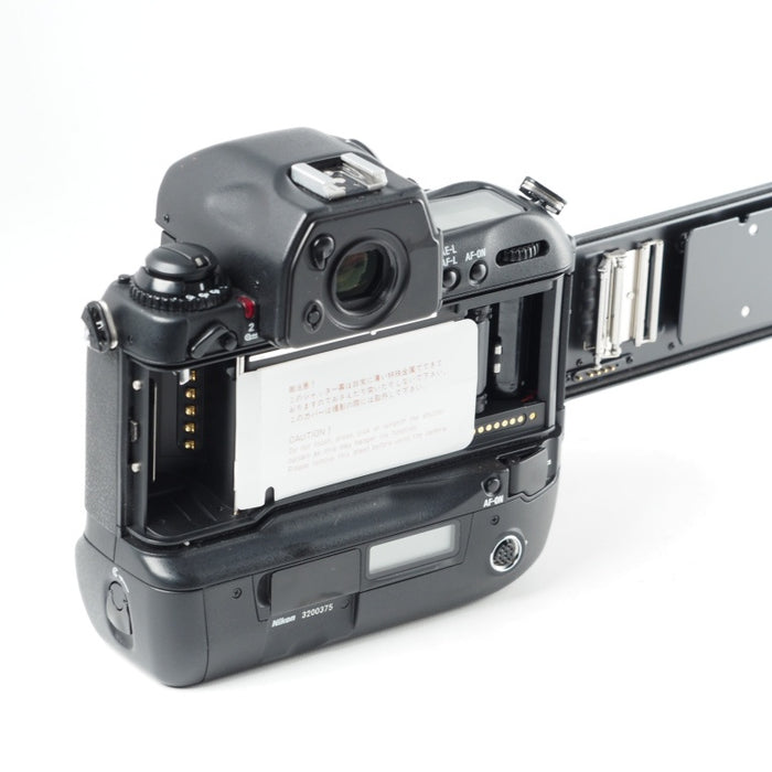 Nikon ニコン F5 ボディ フィルム一眼レフカメラ #13944