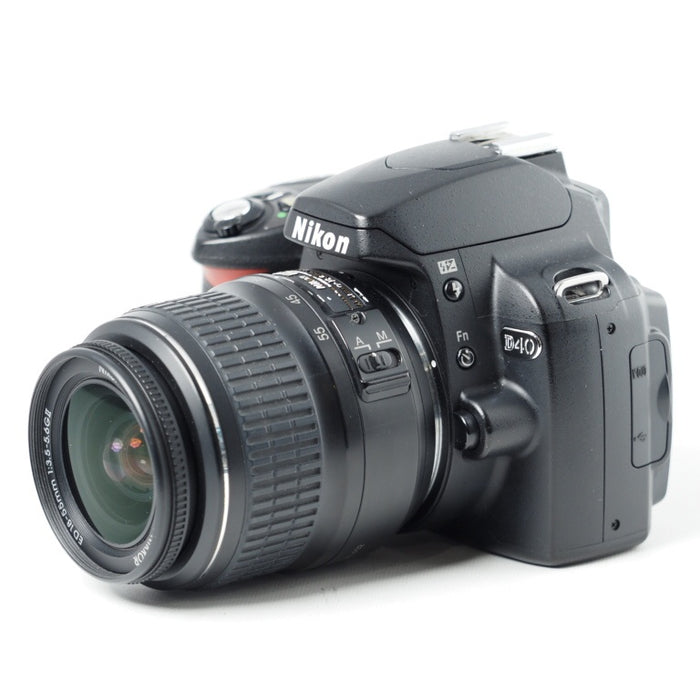 Nikon ニコン デジタル一眼レフカメラ D40 レンズキット ブラック D40BLK #14317