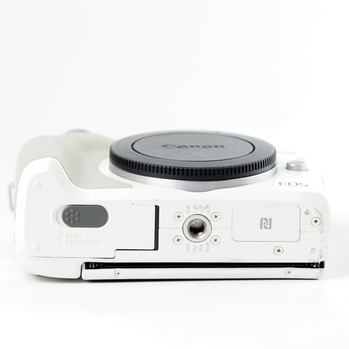 Canon ミラーレス一眼カメラ EOS M3 ボディ ホワイト EOSM3WH-BODY #14091