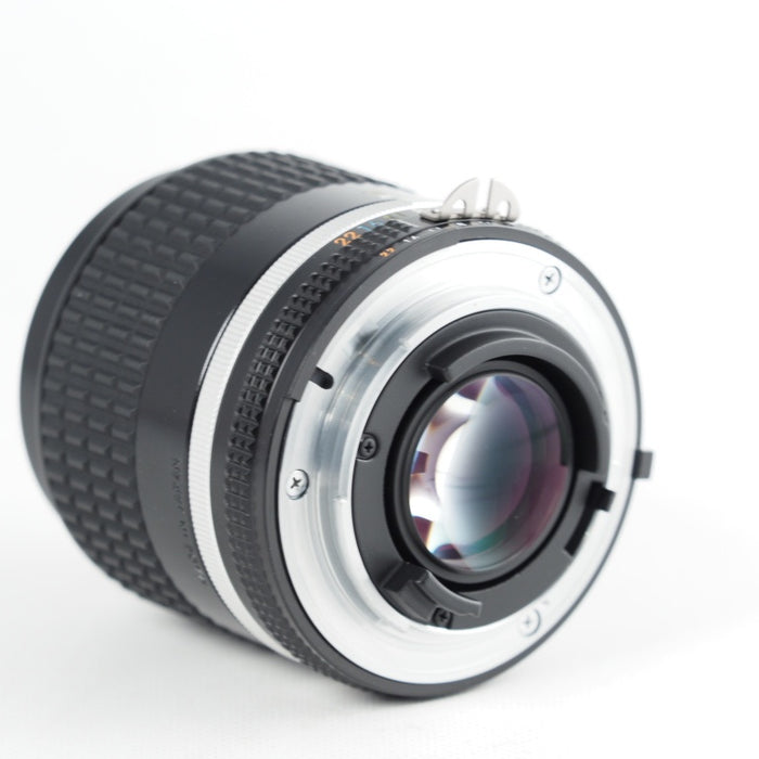 Nikon ニコン Ai-s NIKKOR 28mm F2 Fマウント MFレンズ #13741