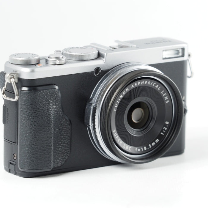 FUJIFILM 富士フイルム コンパクトデジタルカメラ X70 シルバー X70-S #13985