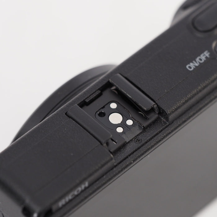 RICOH リコー GR III デジタルカメラ APS-Cサイズ 大型CMOSセンサー搭載 GRIII GR3 #13132