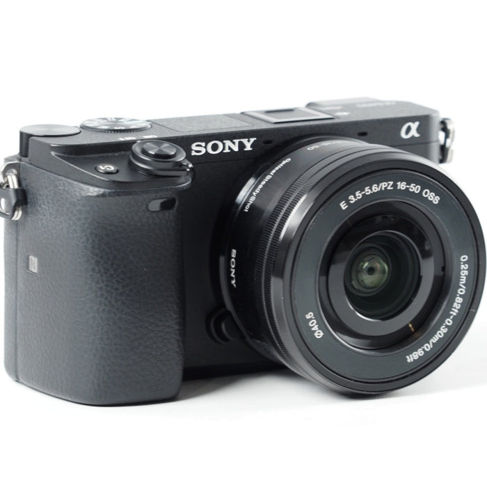 SONY ミラーレス一眼 α6400 ダブルズームレンズキット ILCE-6400Y BSELP1650 F3.5-5.6+SEL55210 F4.5-6.3 SEL55210 ブラック 【望遠レンズ付きキット】 #13992