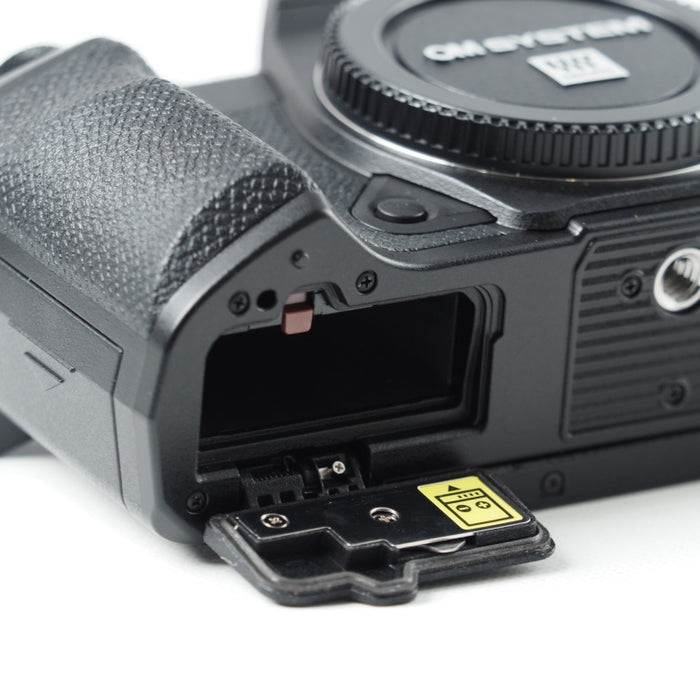 OM SYSTEM ミラーレス一眼レフカメラ OM-5 Mark II ブラック ボディ ブラック オリンパス OM5II #14316