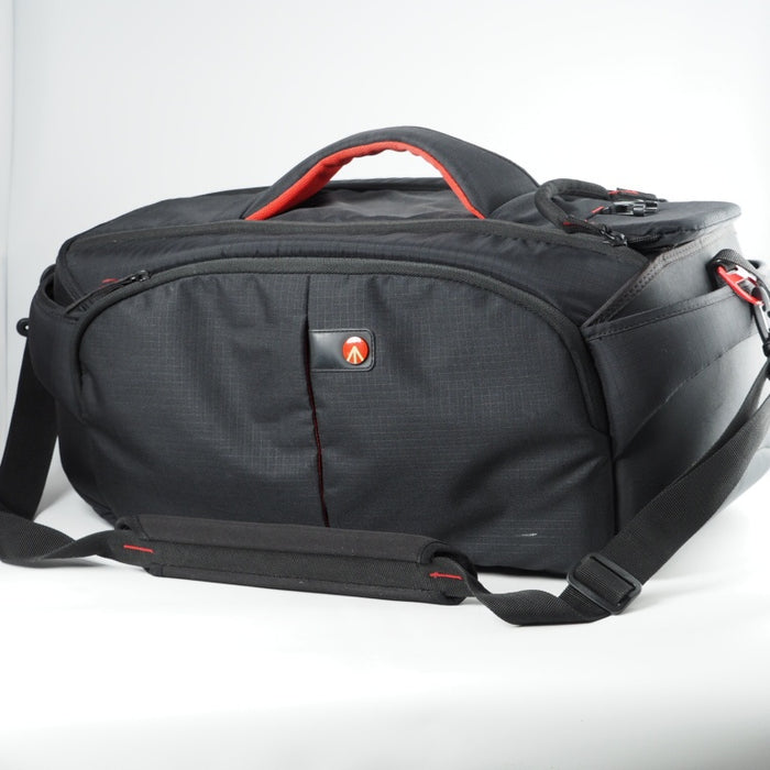 Manfrotto CC-193N PL ショルダービデオカメラバッグ CC -193ビデオカメラ用 デジタル一眼レフカメラカメラバッグ プロ用ビデオカメラとアクセサリー コンパクト Canon XF305 Sony PMW-X200 対応 #13617