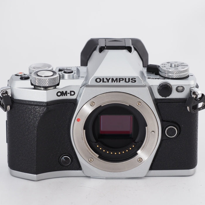 OLYMPUS オリンパス ミラーレス一眼カメラ OM-D E-M5 MarkII ボディ シルバー E-M5 MarkIIBody SLV #10996