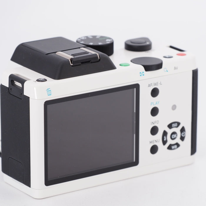 【ジャンク品】PENTAX ペンタックス ミラーレス一眼レフカメラ K-01 ボディ ホワイト/ブラック #9792