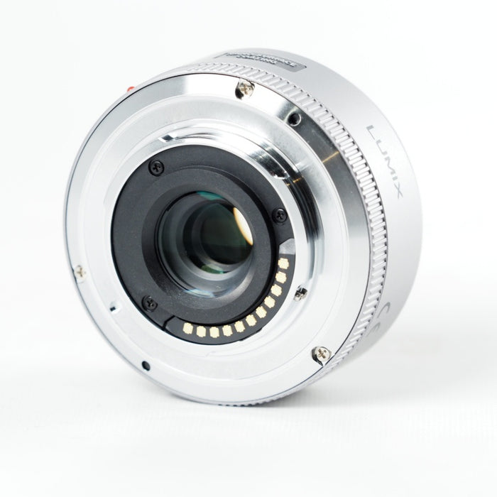 Panasonic LUMIX G X VARIO PZ 14-42mm/F3.5-5.6 ASPH./POWER O.I.S. シルバー H-PS14042-S マイクロフォーサーズ #14031