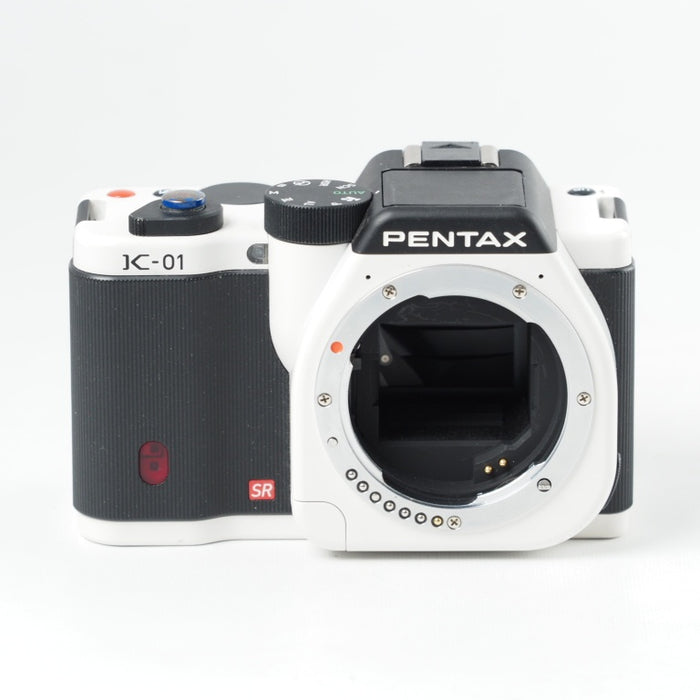 PENTAX ミラーレス一眼レフカメラ K-01 K01 ボディ ホワイト/ブラック ペンタックス K-01BODY #14407