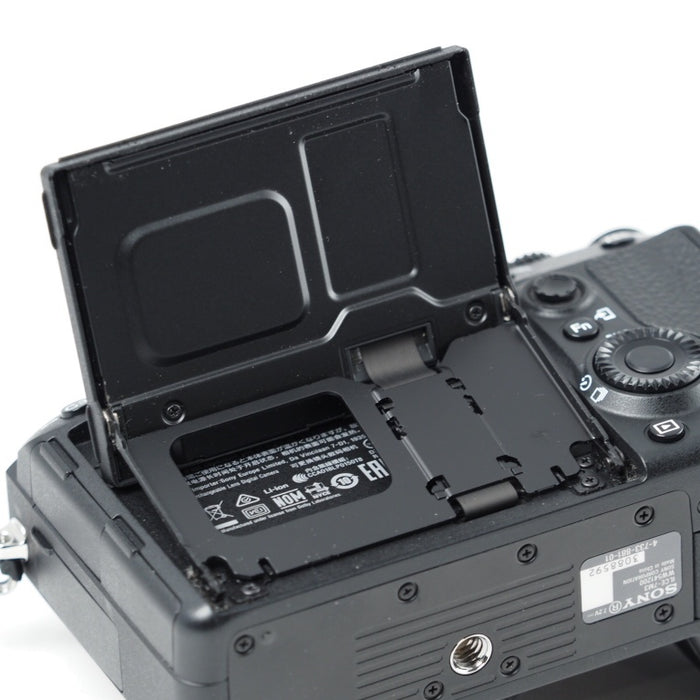 SONY α7M3 ズームレンズキット(同梱レンズ:SEL2870) ソニー フルサイズ ミラーレス一眼カメラ ILCE-7M3K #14629