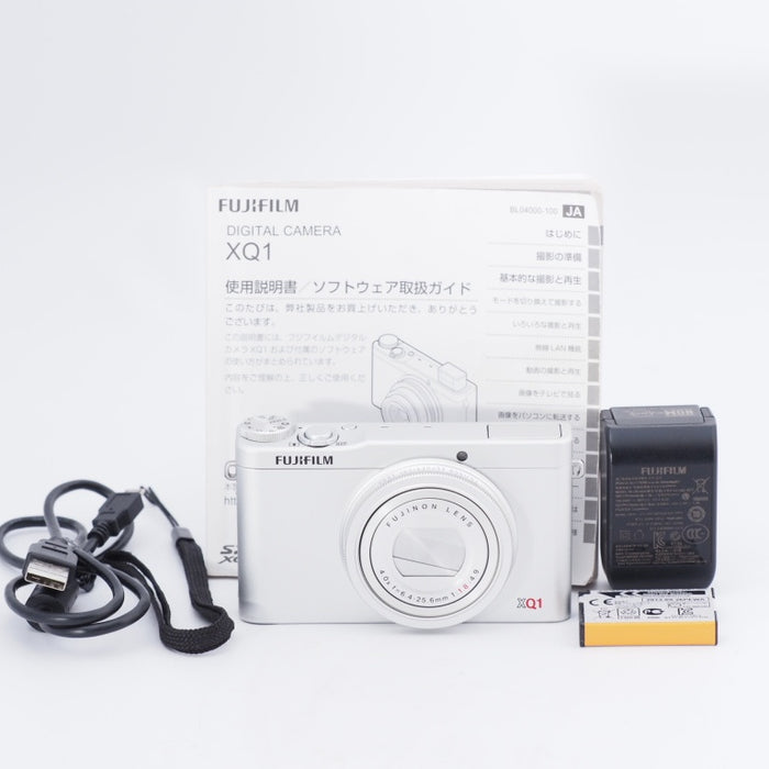 FUJIFILM フジフイルム コンパクトデジタルカメラ XQ1 シルバー FX-XQ1S #10296