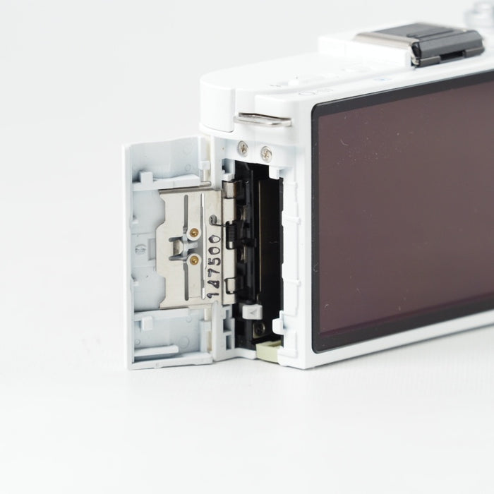 PENTAX ミラーレス一眼 Q-S1 ダブルズームキット [標準ズーム 02 STANDARD ZOOM ・望遠ズーム 06 TELEPHOTO ZOOM] ピュアホワイト 06191 QS1 #14518