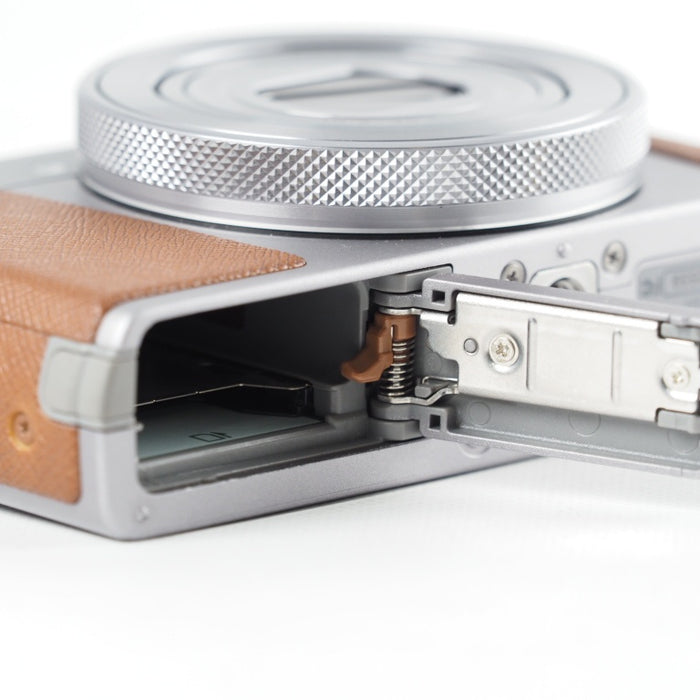 Canon コンパクトデジタルカメラ PowerShot G9 X Mark II シルバー 1.0型センサー/F2.0レンズ/光学3倍ズーム PSG9XMARKIISL #13907