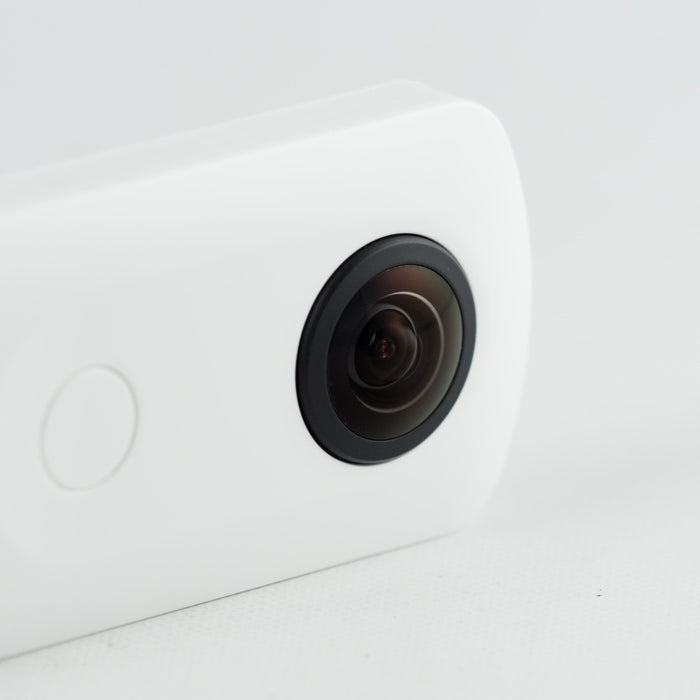 RICOH THETA SC2 WHITE ホワイト 360度全天球カメラ 360°手振れ補正機能搭載 4K動画 リコー シータ 910800 #13995