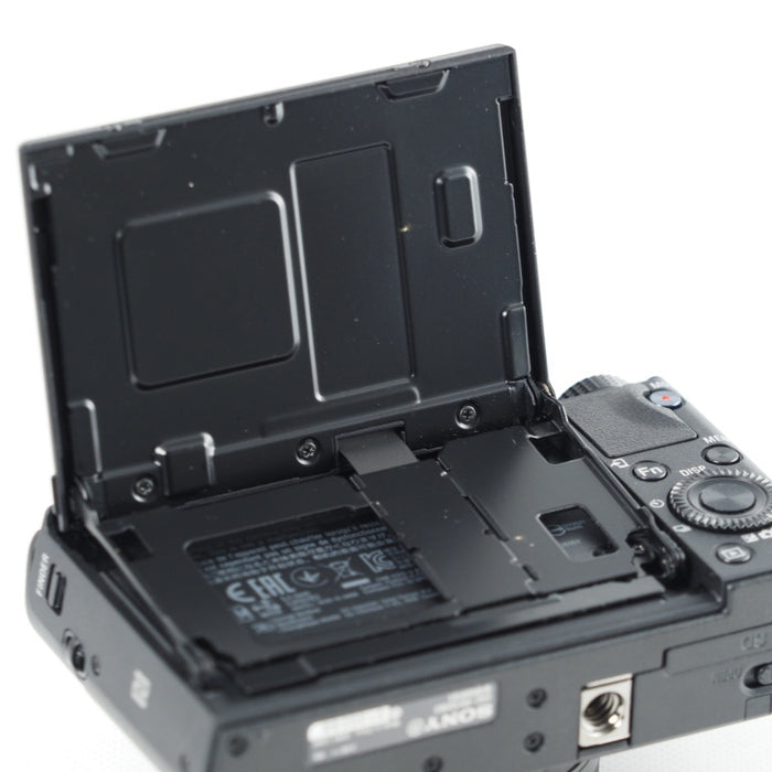 SONY ソニー コンパクトデジタルカメラ Cyber-shot RX100III ブラック 1.0型裏面照射型CMOSセンサー 光学ズーム2.9倍(24-70mm) 180度チルト可動式液晶モニター DSC-RX100M3 #14127