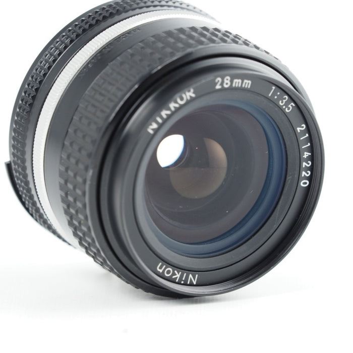 Nikon Ai-s NIKKOR 28mm F/3.5 単焦点 ニコン ニッコール MFレンズ #14115