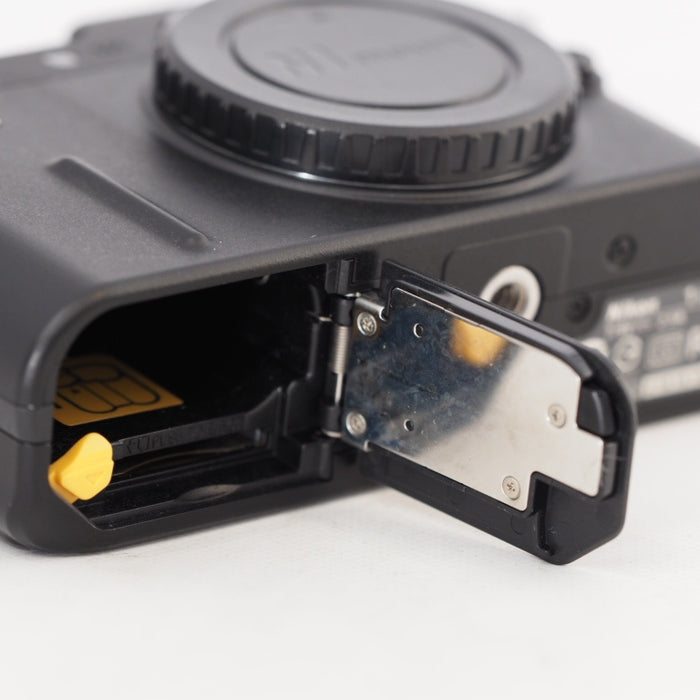 Nikon ミラーレス一眼カメラ Nikon 1 ニコンワン V1 ボディ ブラック N1 V1 BK #13052