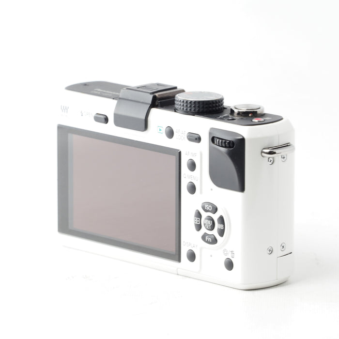 Panasonic LUMIX DMC-GF1 ボディ ホワイト #15774