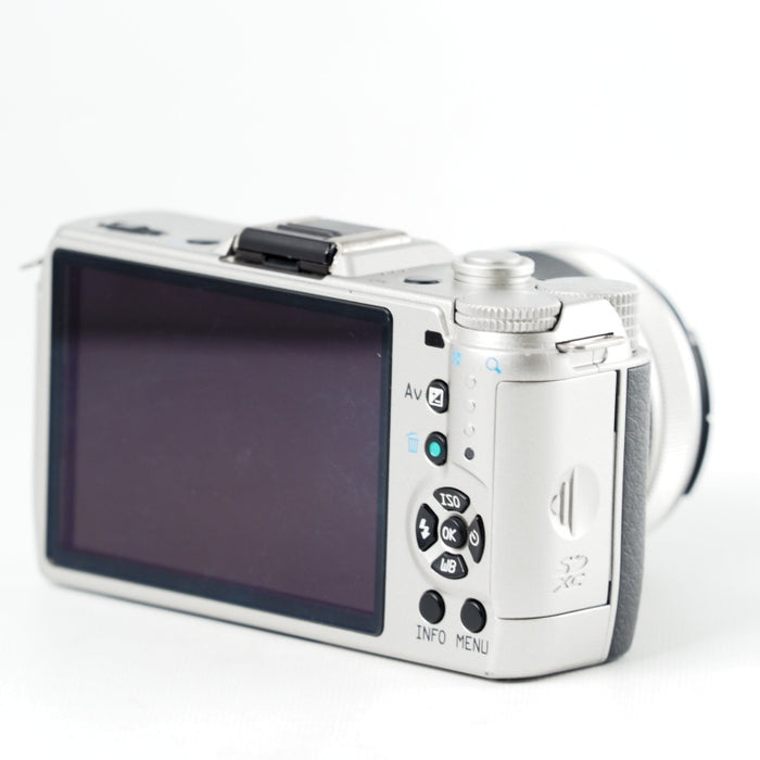 PENTAX ペンタックス ミラーレス一眼 Q7 ズームレンズキット [標準ズーム 02 STANDARD ZOOM] シルバー Q7 SILVER ZOOM LENSKIT 11522 #13996