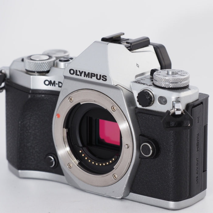 OLYMPUS オリンパス ミラーレス一眼カメラ OM-D E-M5 MarkII ボディ シルバー E-M5 MarkIIBody SL #11137