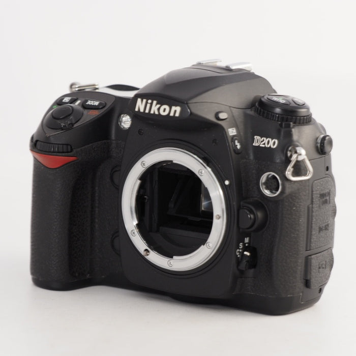 Nikon ニコン D200 ボディ デジタル一眼レフ #13539