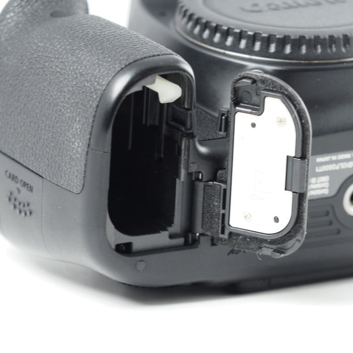 Canon キヤノン デジタル一眼レフカメラ EOS70D ボディ #14243