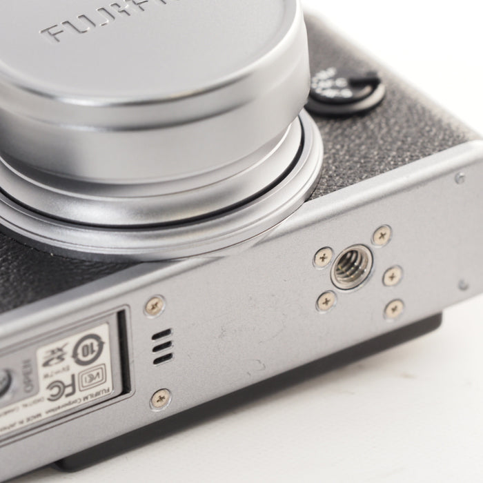 FUJIFILM フジフイルム デジタルカメラ X20S 光学4倍 シルバー F FX-X20S #13530
