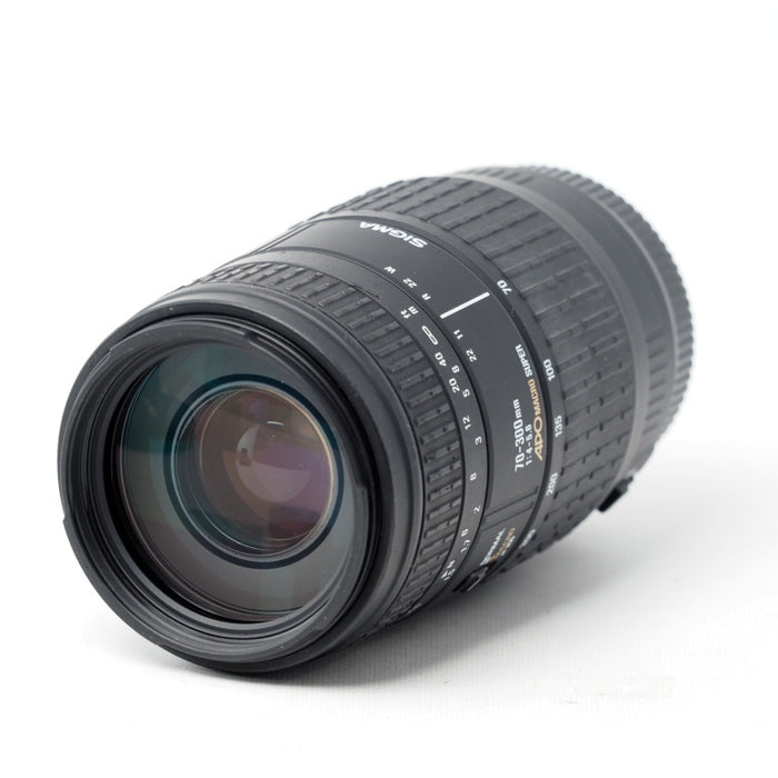 SIGMA 70-300mm F4-5.6 APO macro super キヤノンEFマウント #15088