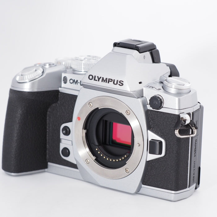 OLYMPUS オリンパス ミラーレス一眼 OM-D M1 ボディ シルバー OM-D E-M1 BODY SLV #10530