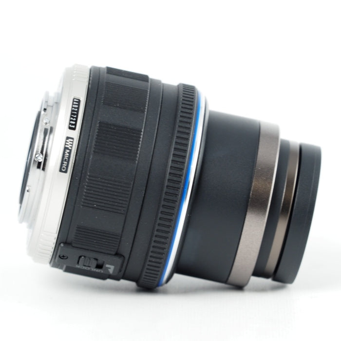 OLYMPUS 標準ズームレンズ M.ZUIKO DIGITAL ED 14-42mm F3.5-5.6 ブラック #13817