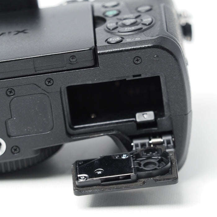 Panasonic LUMIX G8 ボディ ブラック DMC-G8-K #15375