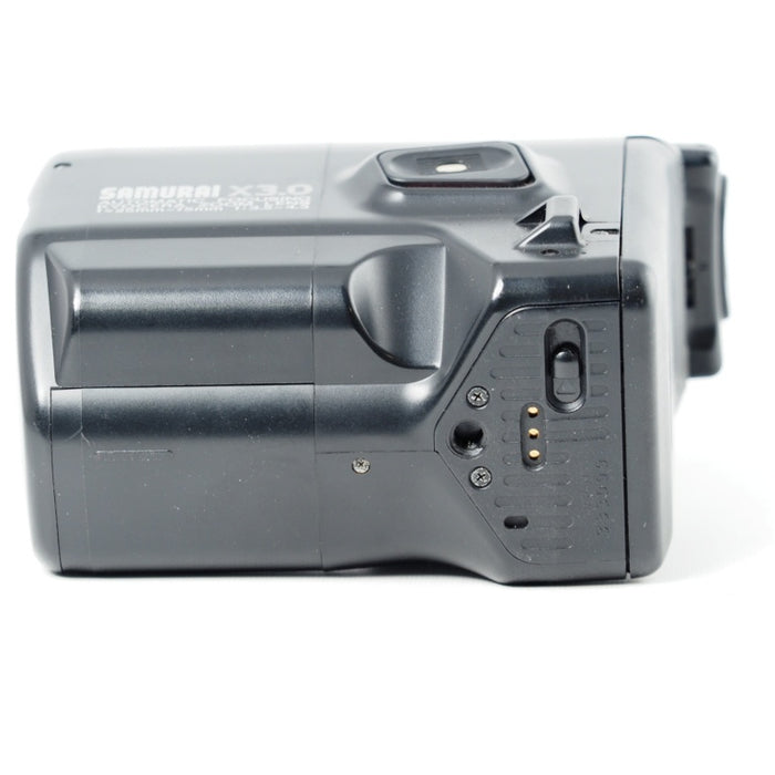 KYOCERA SAMURAI X3.0 / ZOOM LENS f=25mm-75mm 1:3.5-4.3 コンパクトカメラ ジャンク #14601