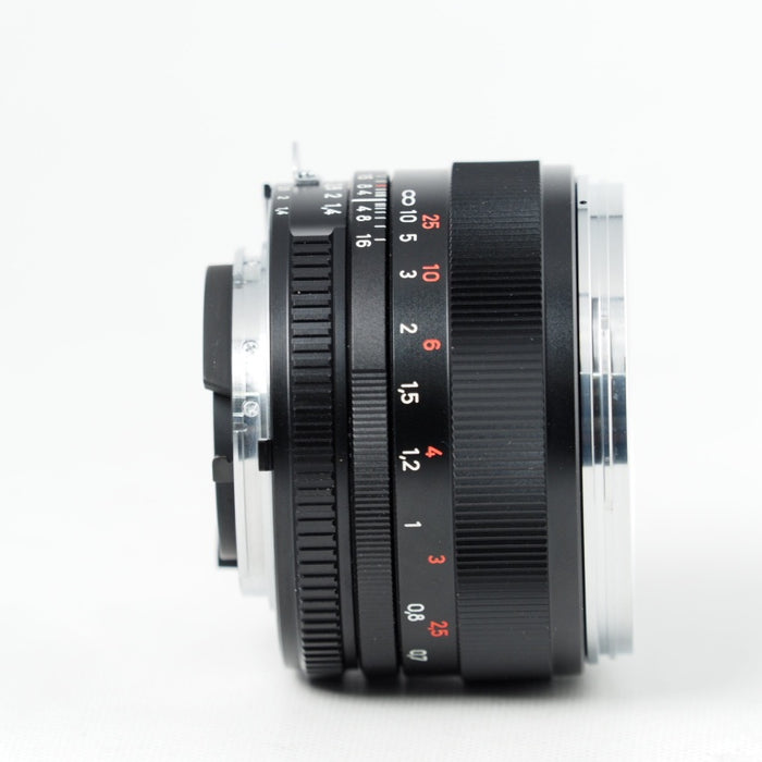 Carl Zeiss Planar T* 50mm F1.4 ZF Nikon ニコン Fマウント用 プラナー #14677