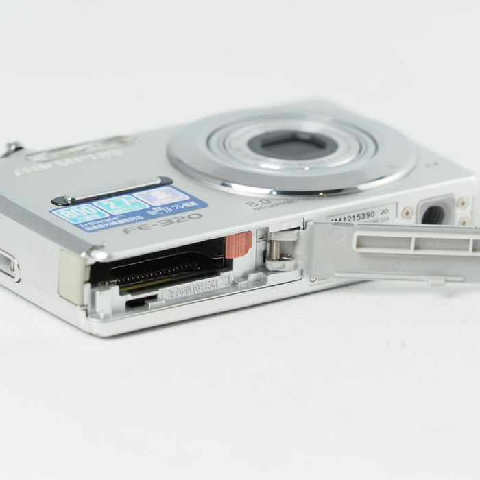 OLYMPUS コンパクトデジタルカメラ CAMEDIA (キャメディア) FE-320 #14604