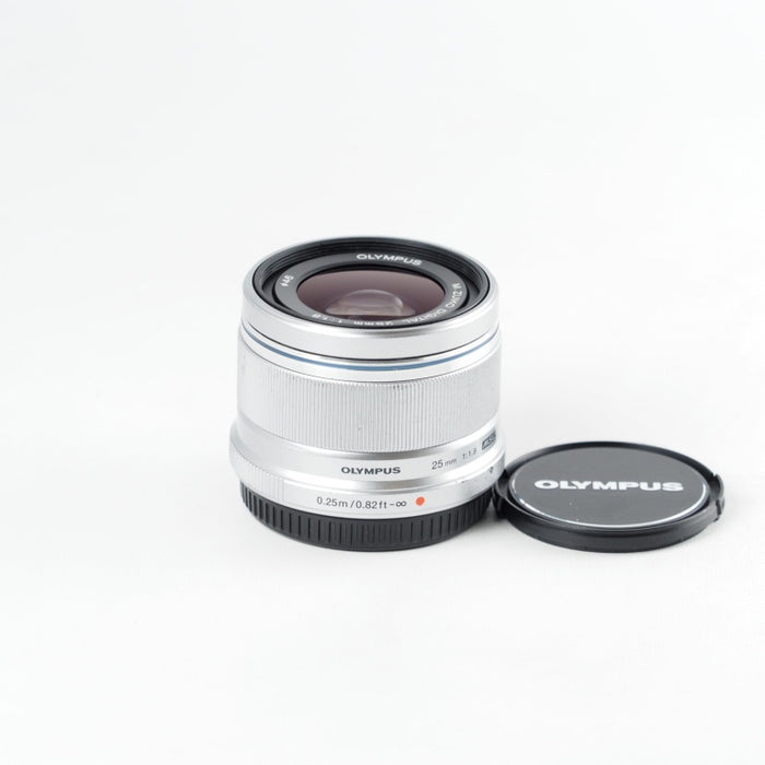 OLYMPUS M.ZUIKO DIGITAL 25mm F1.8 シルバー マイクロフォーサーズ用 単焦点レンズ #13713